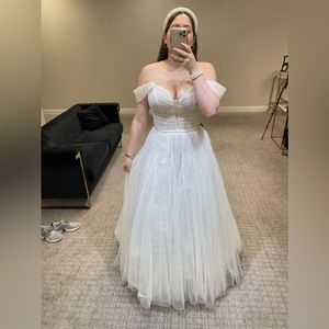 Mori Lee Feliciana Dress - brand new + never worn dress! Purchased June 2023!